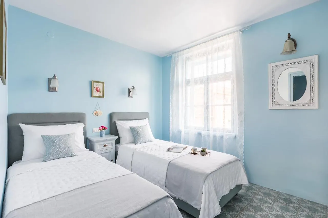 Blue Dreams Apartments In The Old Town With A Sea View Split