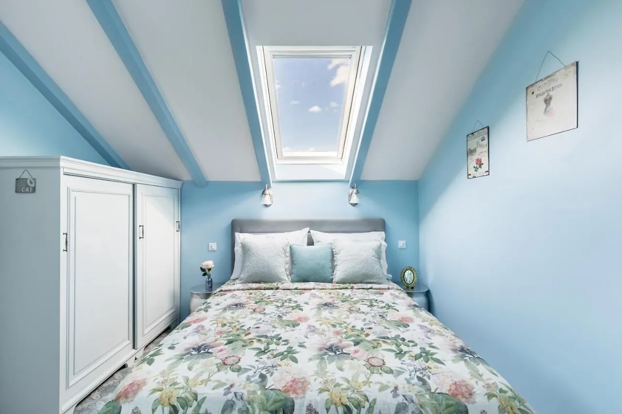 Blue Dreams Apartments In The Old Town With A Sea View Split